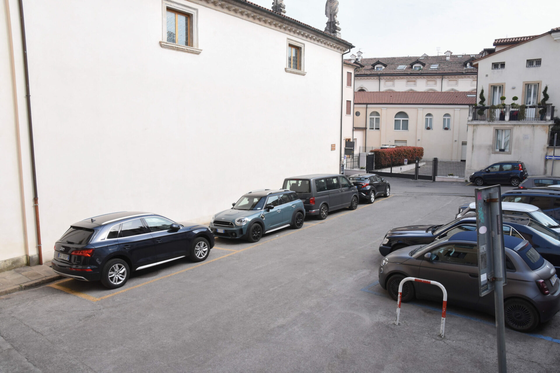 Piazzetta San Nicola e stradella san Nicola (Vicenza-Toniolo Ilaria-Colorfoto per ViPiù)