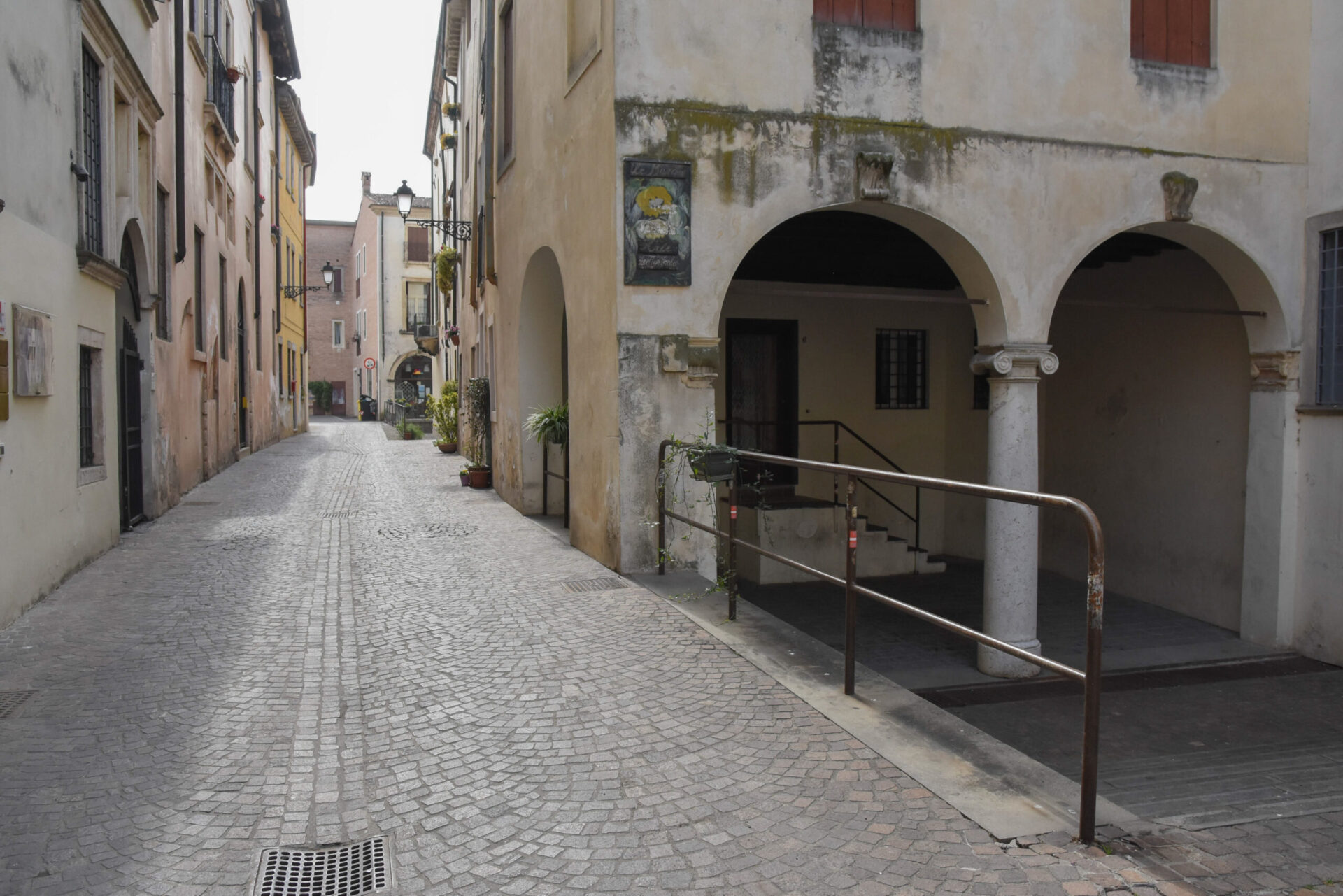 Stradella delle Barche (Vicenza-Toniolo Ilaria-Colorfoto per ViPiù)