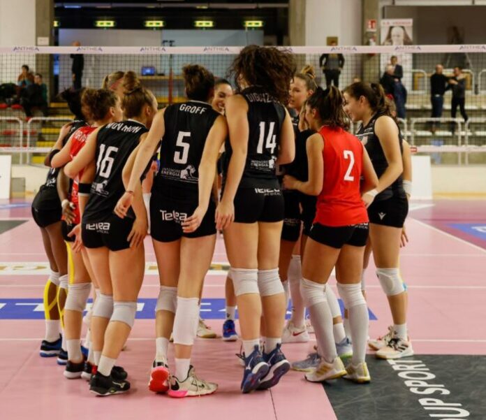 Anthea Vicenza Volley, esultanza contro il Sant'Elia