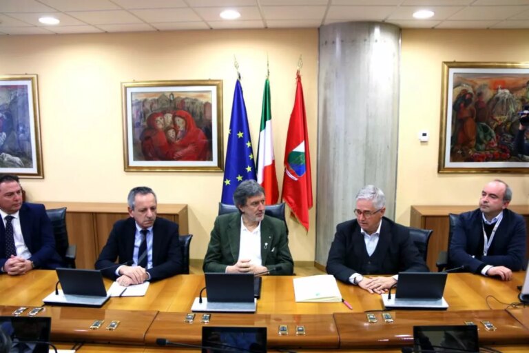 Marsilio “Per le costruzioni in Abruzzo più trasparenza e competitività”