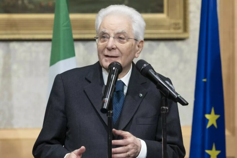 Mattarella “Ucraina, pericoloso non raggiungere una pace giusta”