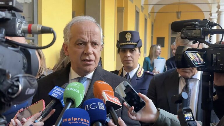 Sicurezza pubblica, Piantedosi “Iniziative con Valditara sulla devianza giovanile”