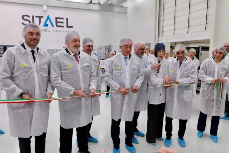 Space Factory Sitael a Mola, Emiliano “Lo spazio italiano parla pugliese”