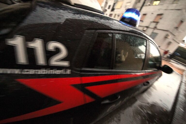 Spaccio di droga nel napoletano, 13 misure cautelari