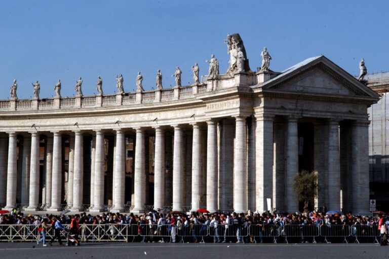 Leader da tutto il mondo attesi a San Pietro per i funerali di Papa Francesco