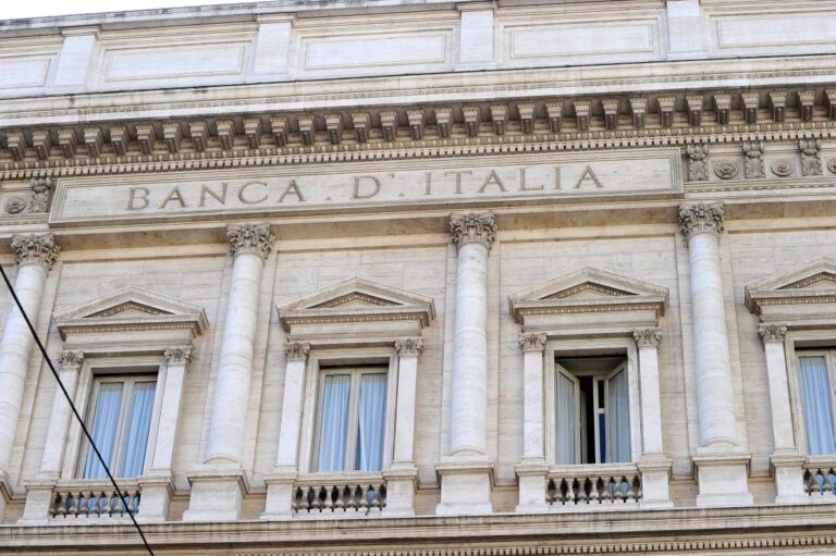 Il rapporto della Banca d’Italia “Sistema finanziario stabile, ma pesa l’incertezza estera”
