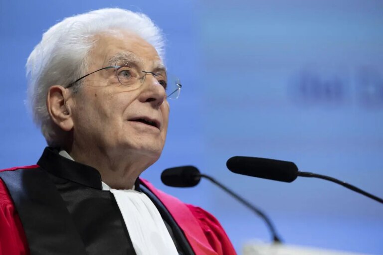 Mattarella “La strage del 1945 a Santhià un segno doloroso”