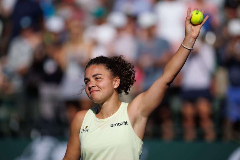 Paolini non si ferma a Stoccarda, Gauff battuta e semifinale centrata