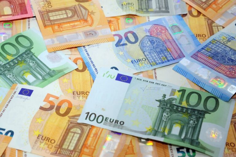 A febbraio il debito pubblico torna sopra quota 3mila miliardi