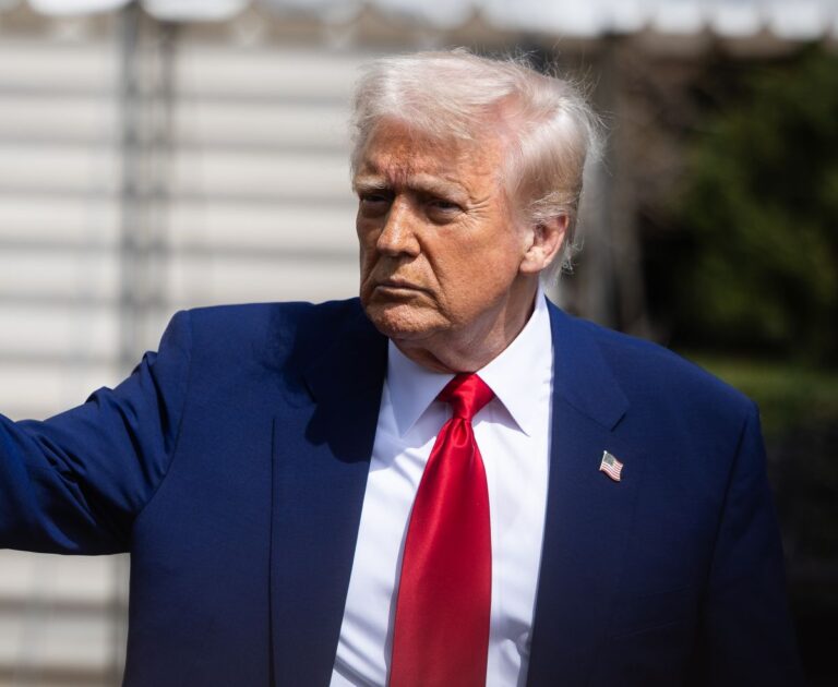 Migranti, giudice accusa l’amministrazione Trump di oltraggio alla corte