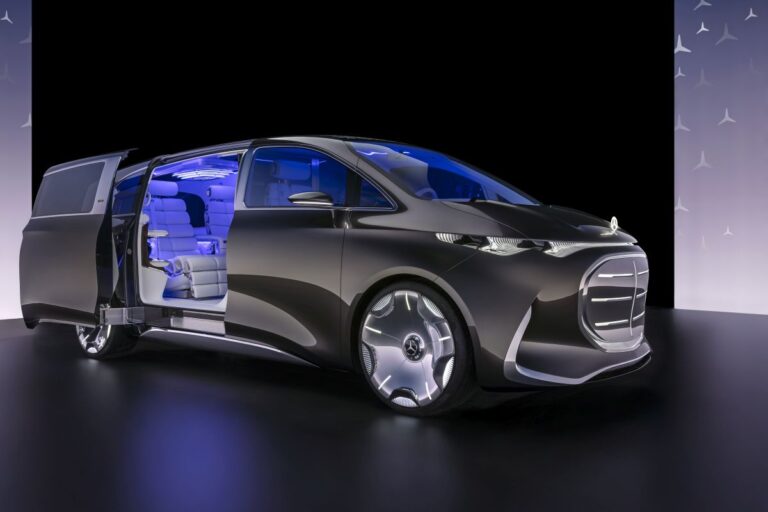 Mercedes-Benz Vision V, un’idea per una nuova luxury limousine