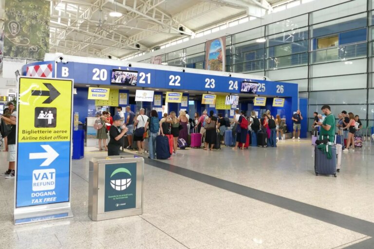 Aeroporto di Cagliari, per Pasqua attesi 80 mila passeggeri