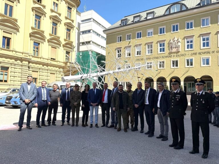 A Bolzano “L’albero di tutti”, progetto Confcommercio e Fondazione Falcone per la legalità
