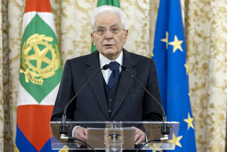 Dazi, Mattarella “Da UE serve una risposta compatta, serena e determinata”