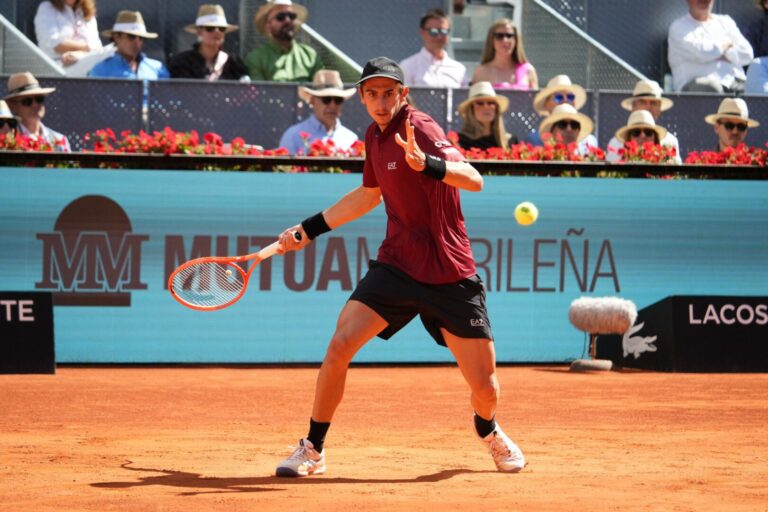 Arnaldi non si ferma a Madrid, batte Tiafoe ed è ai quarti