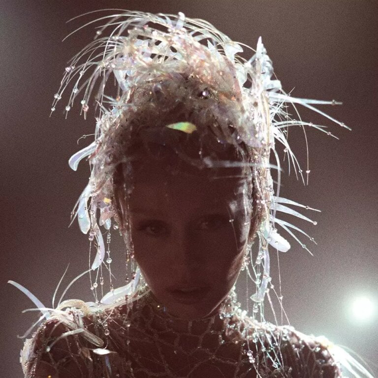 “End of the World”, esce il 4 aprile il nuovo singolo di Miley Cyrus