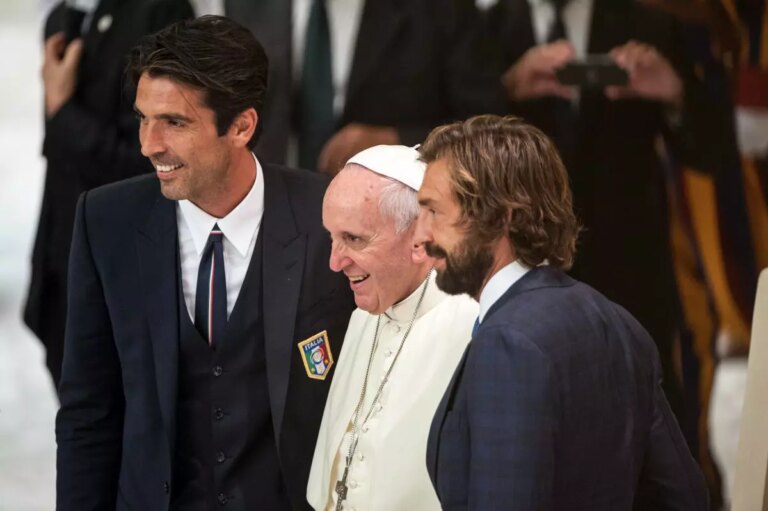 Lo sport piange il Papa, da Malagò a Buffon “Perdita enorme”