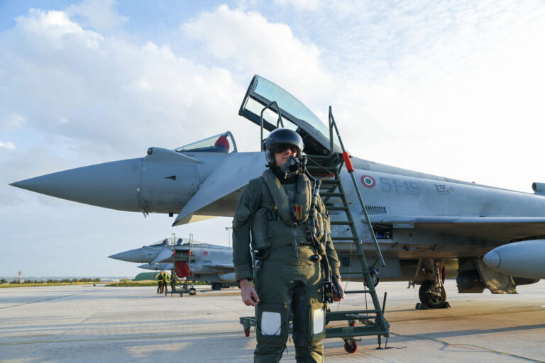 L’Aeronautica Militare addestrerà i piloti libici