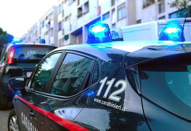 Muore un ventunenne nel milanese in seguito a un accoltellamento