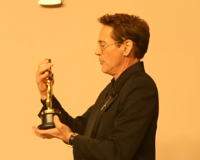 Tanti auguri a Robert Downey Jr., l’interprete di Iron Man compie 60 anni