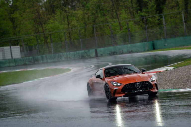 Per l’AMG Experience Italia il tutto esaurito per i primi tre corsi
