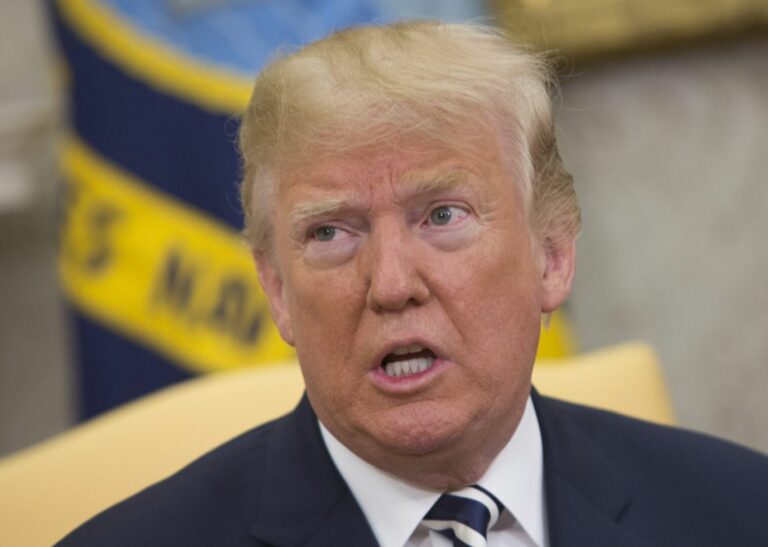 Trump “Lunedì parlerò al telefono con Putin, poi con Zelensky”