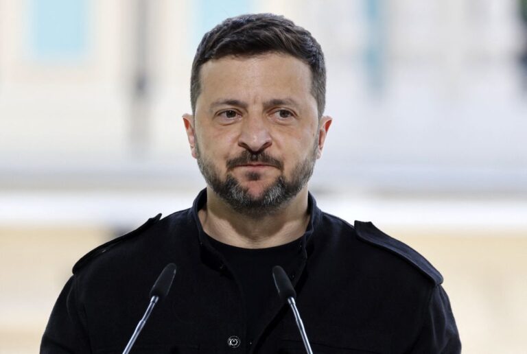Zelensky “Pronto a vedere Putin giovedì in Turchia”