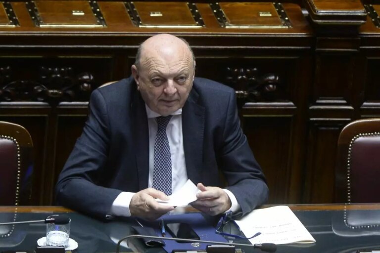 Comunità Energetiche, firmato decreto che modifica disciplina incentivi