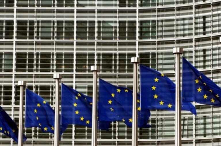 Ucraina: Ue approva nuovo pacchetto sanzioni contro Russia