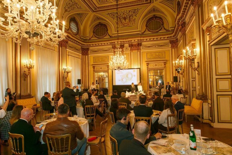 Mozzarella Dop, al via da Vienna e Ginevra il tour all’estero