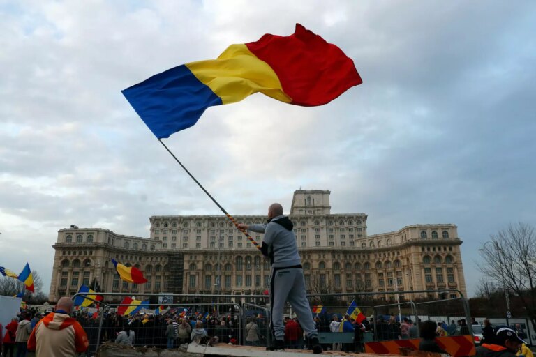 Romania, Simion “In politica estera adotteremo la stessa strategia del Governo Meloni”