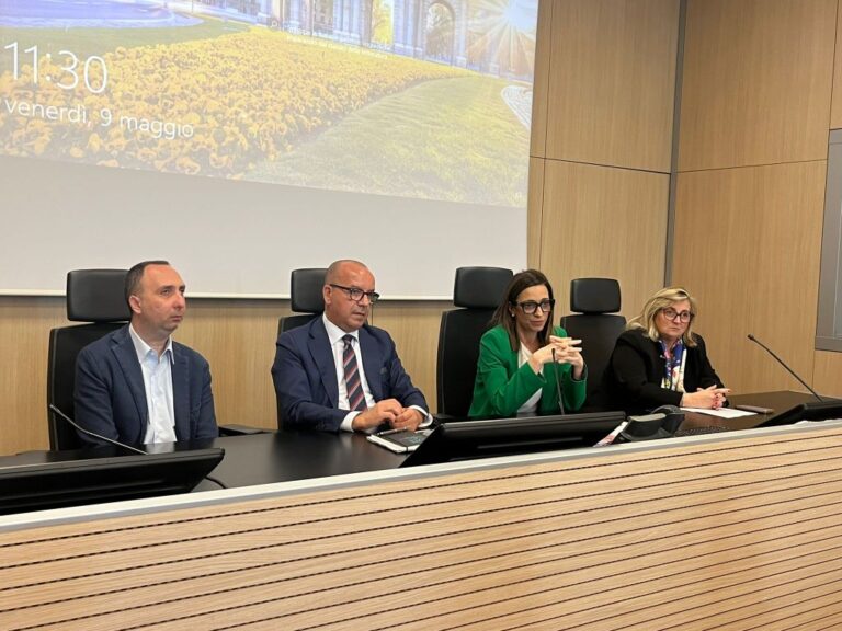 Puglia, attivo il servizio di supporto psicologico per i caregiver familiari