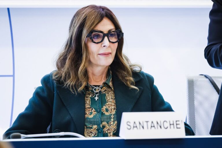 Santanchè “Intelligenza Artificiale opportunità per il turismo, ma l’uomo sia al centro”