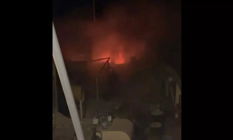 Nave umanitaria diretta a Gaza colpita da droni in acque internazionali vicino a Malta