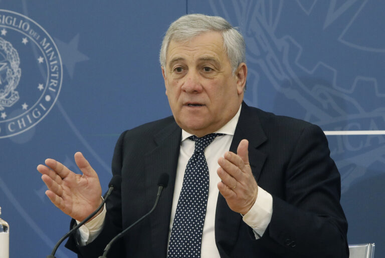 Dazi, Tajani “Bisogna avere pazienza, serve essere determinati”