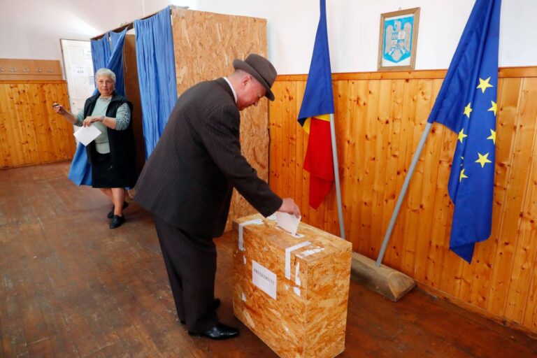 Romania, Dan in vantaggio ma Simion rivendica vittoria. In Portogallo avanti il centrodestra, Polonia verso il ballottaggio