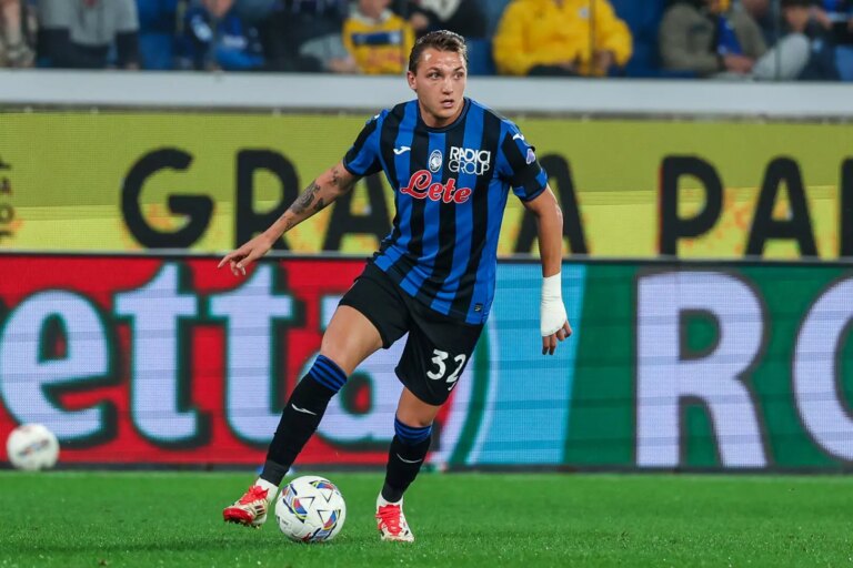Decide Retegui nel finale, l’Atalanta vince 3-2 in casa del Genoa