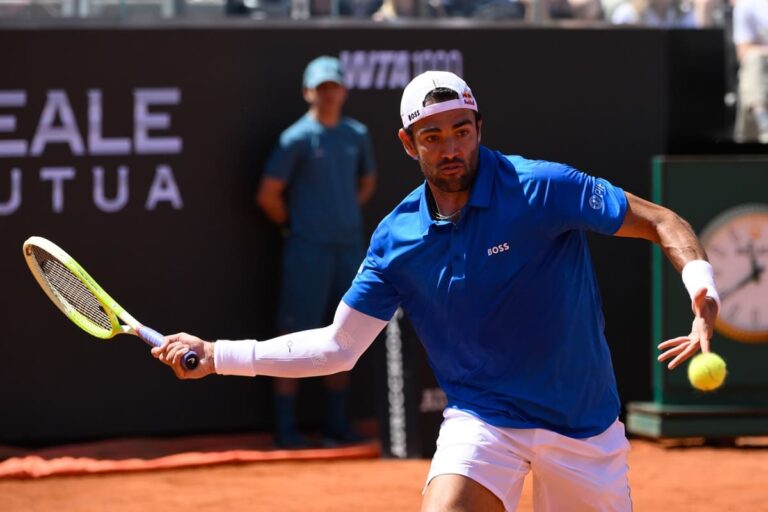Esordio con vittoria per Berrettini agli Internazionali d’Italia, Paolini agli ottavi e cresce l’attesa per Sinner