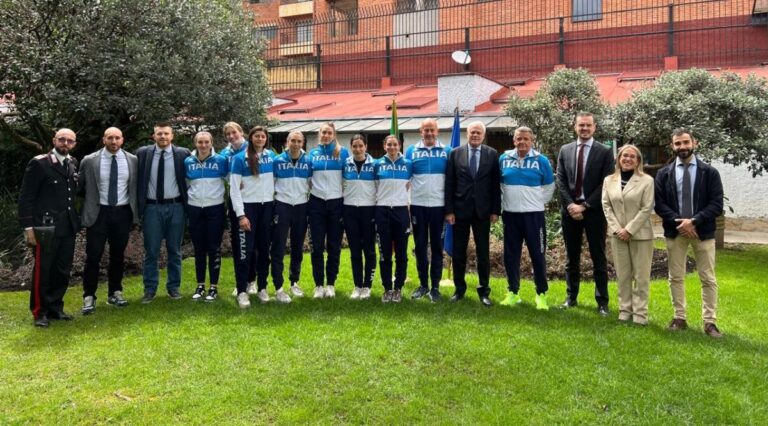 La Nazionale olimpica di spada è stata ricevuta dall’Ambasciatore d’Italia in Colombia