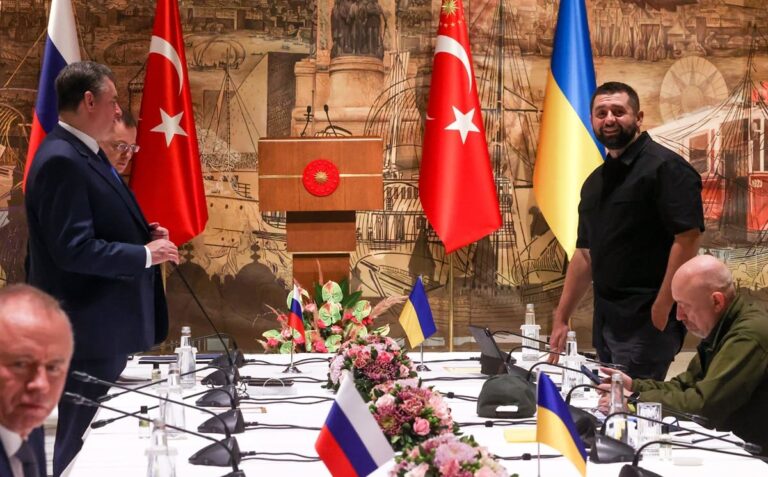 Conclusi i colloqui Russia-Ucraina a Istanbul. Per Kiev “pochi progressi”, i russi “soddisfatti”