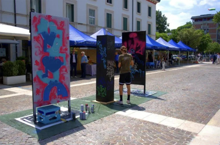 Arte in Arzignano: il weekend si anima con l’arte in Piazza Marconi