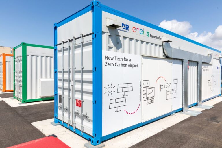 Stellantis sostiene il progetto Pioneer con le batterie second life
