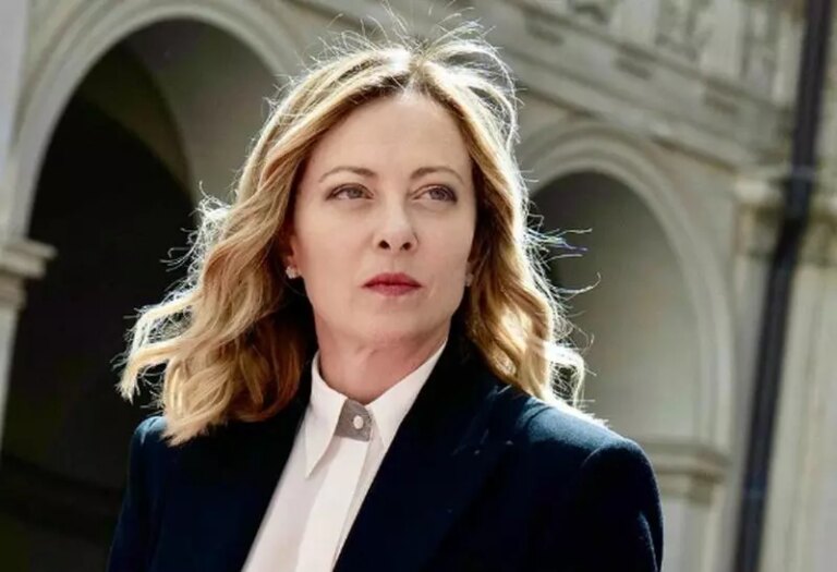 Meloni “Se remiamo tutti nella stessa direzione, l’Italia è più coesa e forte”