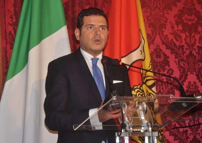 Il presidente dell’Ars Galvagno indagato per corruzione “Nulla da temere”