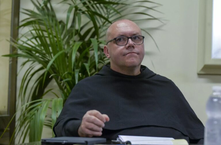 Il custode del convento di Assisi “Servono accordi duraturi per una pace vera”