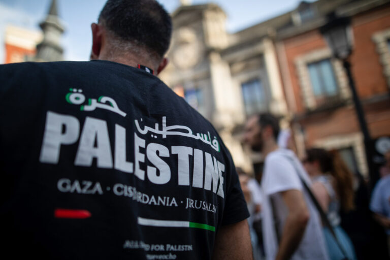 Otto attivisti della Freedom Flotilla ancora detenuti in Israele