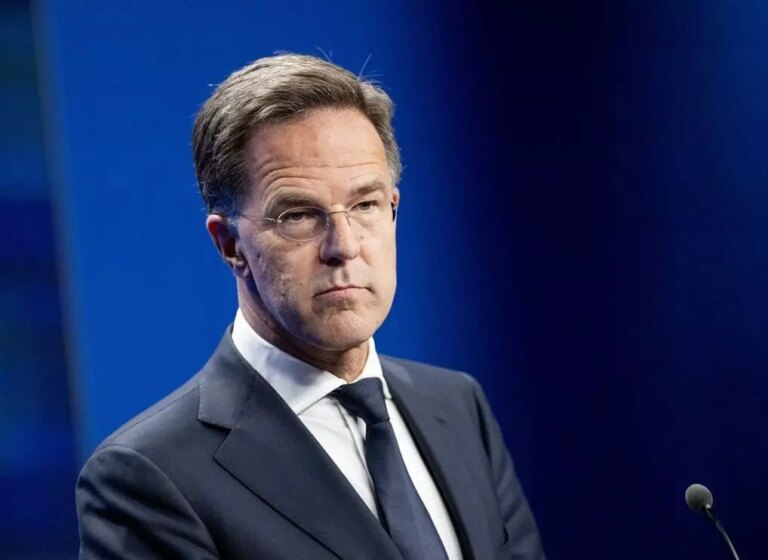 Vertice Nato all’Aia, Rutte “Saranno prese decisioni importanti sull’Ucraina”