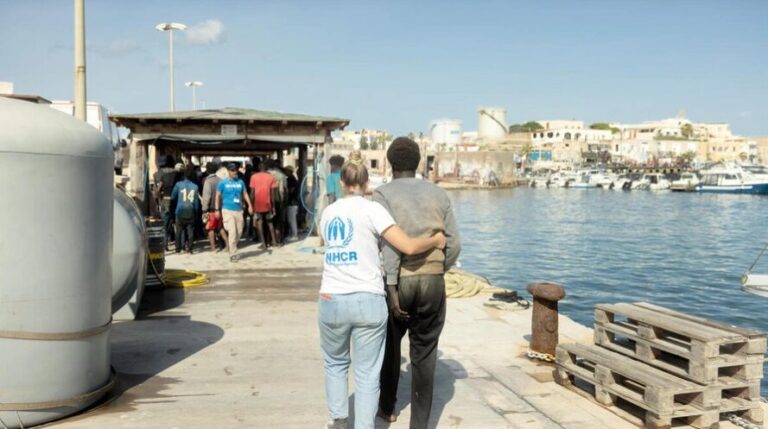 A maggio il 9% in più di arrivi via mare in Italia, i dati Unhcr sugli sbarchi