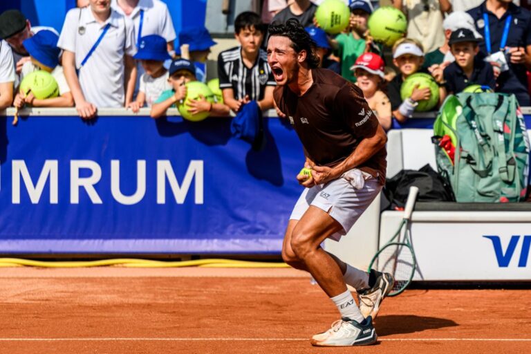 Darderi vince il torneo di Bastad, De Jong ko in tre set