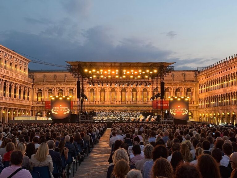 La Fenice di Venezia protagonista in Piazza San Marco con Cavalleria rusticana